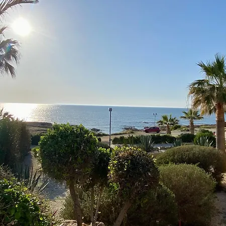 Villa Sea Front Ekaterina Paphos